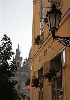 Hotel Lippert Prague 4*,