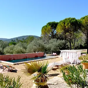 la-bastide-de-la-provence-verte-la-roquebrussanne.fr-provencehotel.com/