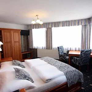 Hotel Old, Praga